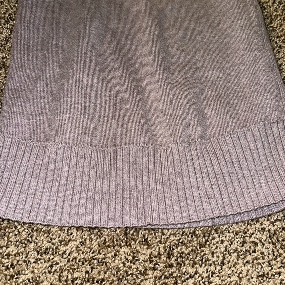 Lululemon. Size small. - Picture 5 of 5